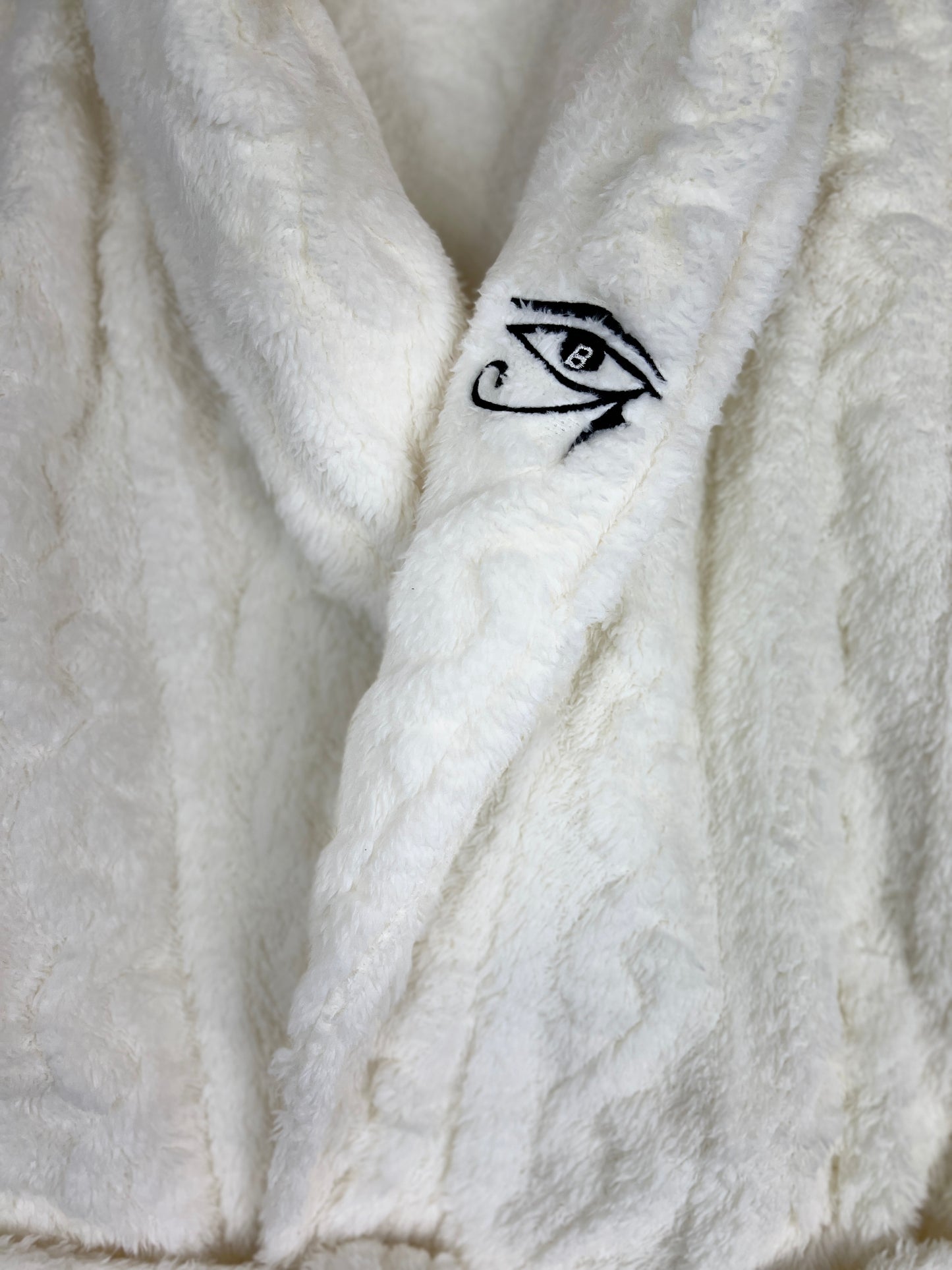 Eve Robe (OFF WHITE)