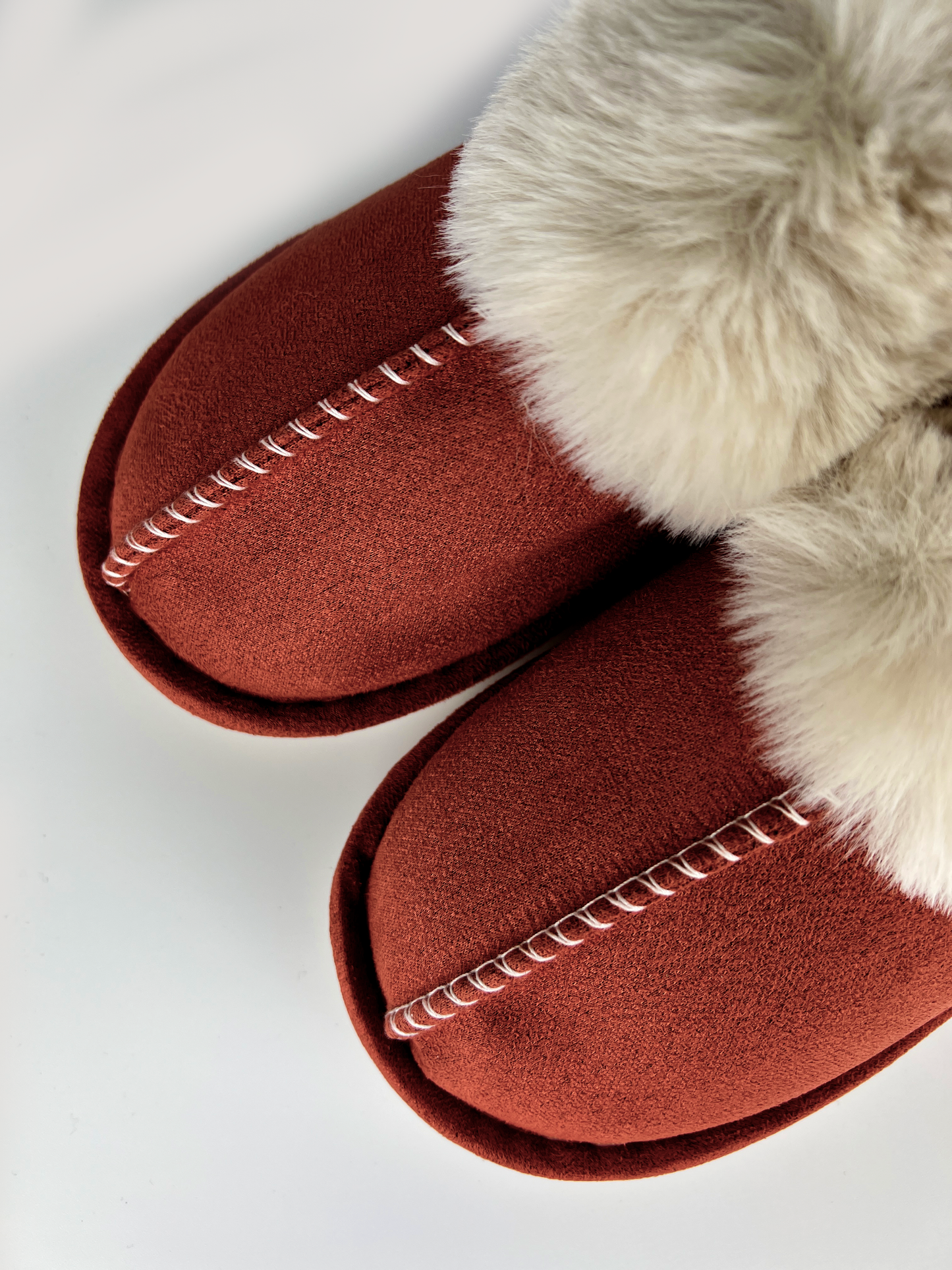 FUR ESKIMO SLIPPER (RED)